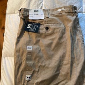 Joseph Abboud hemmed khaki stretch pants. Mens 46x32 new